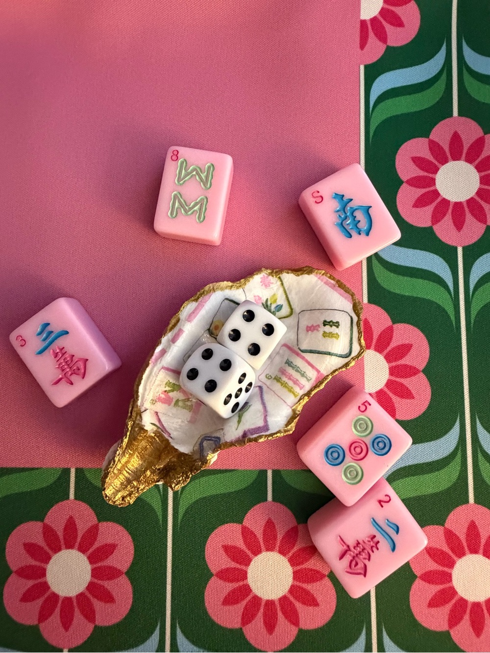 Mahjong Dice Holder with Gold Trim